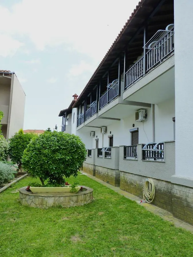 Yannis Apartments Afytos 0*,  Grecia