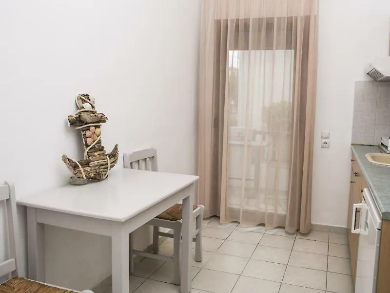 Yannis Apartments Afytos Greece