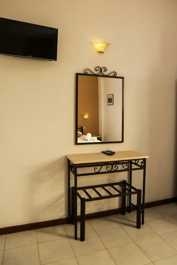 Yannis Apartments Afytos
